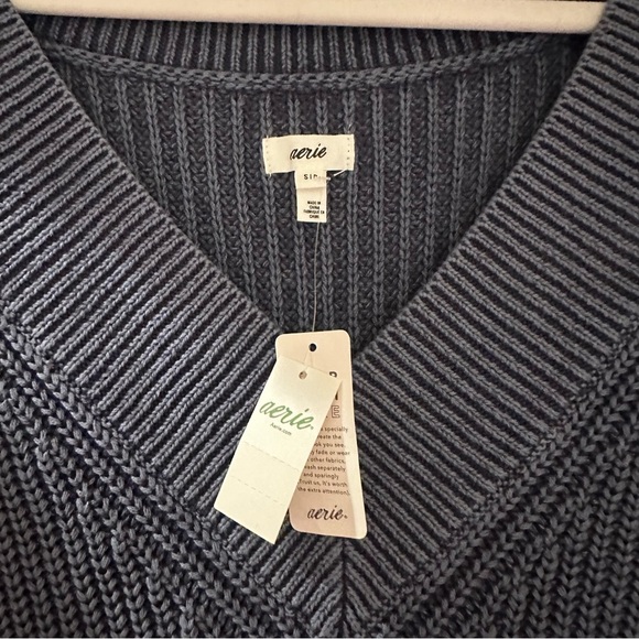 Aerie Navy Blue V Neck Sweater NWT - Picture 3 of 4